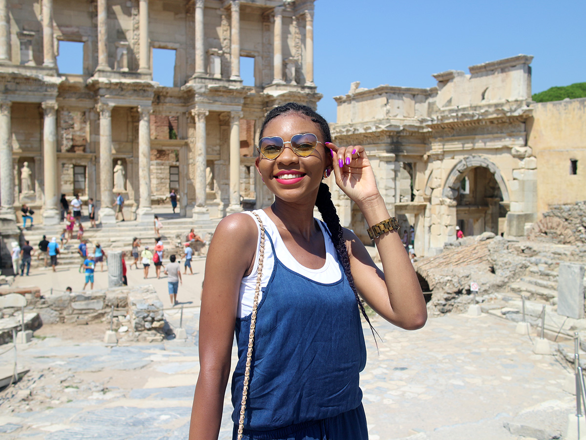 modavracha-at-library-of-celsus