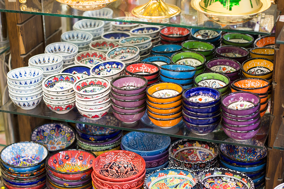 ottoman-design-plates-at-grand-bazaar-istanbula