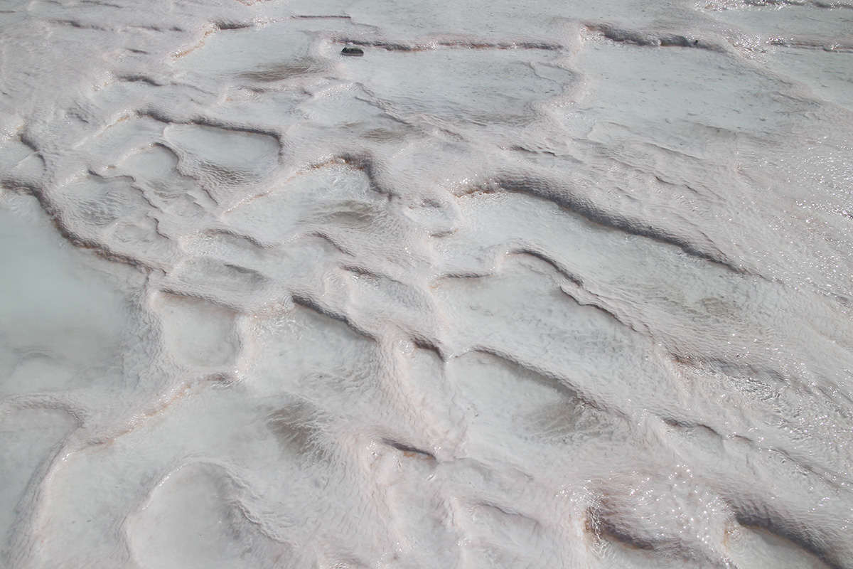 solid calcium formation in pamukkale