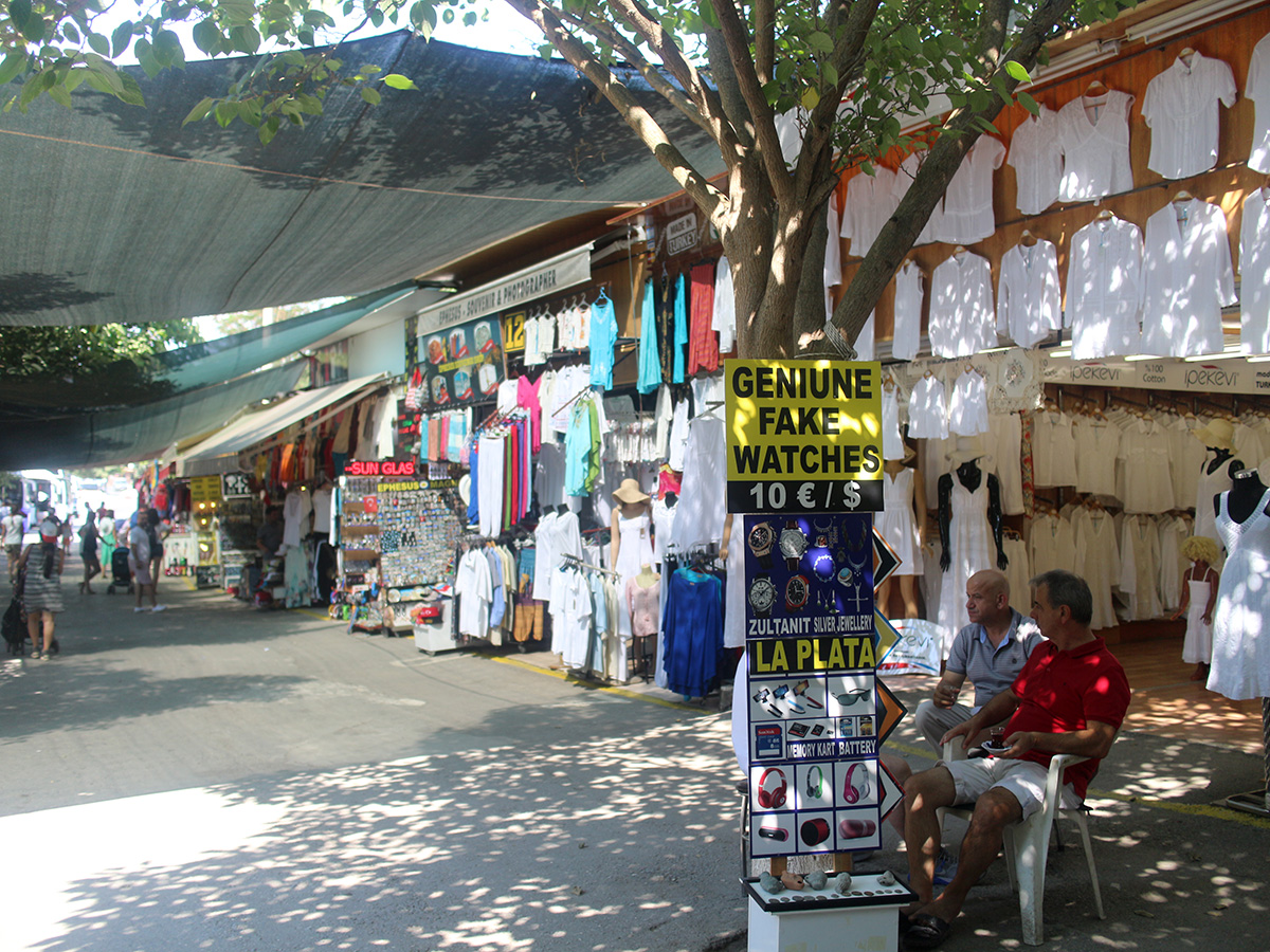 shops-at-ephesus-entrance