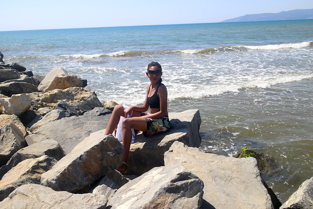 sitting-on-rocks-at-pamucak