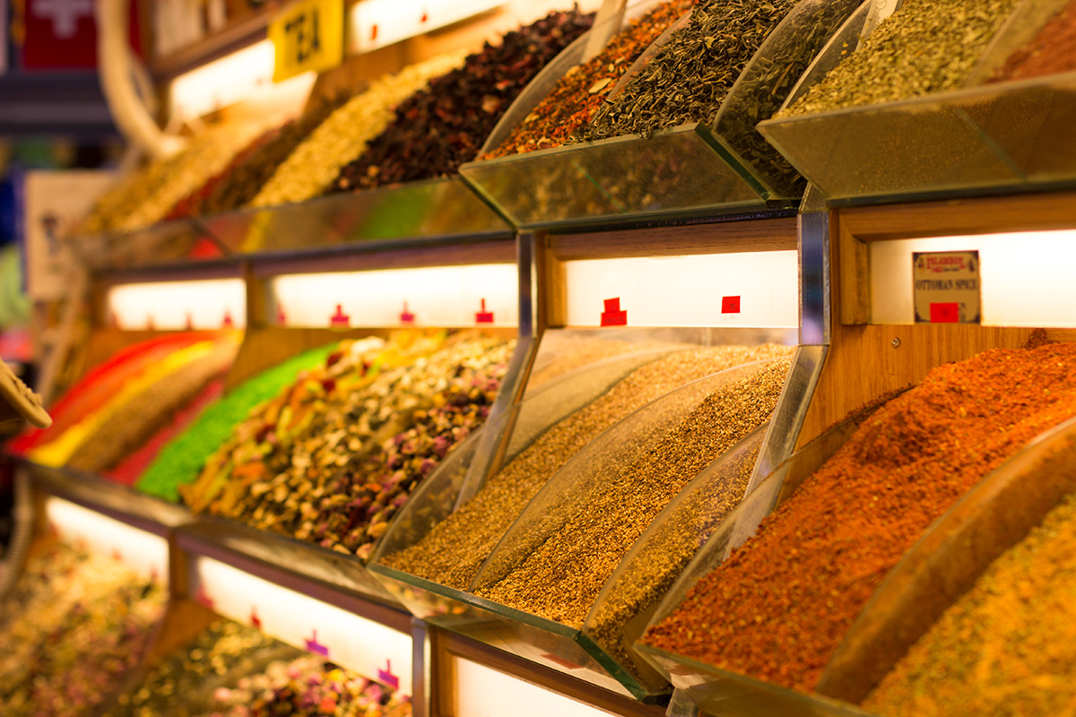spices-for-sale-at-grand-bazaar