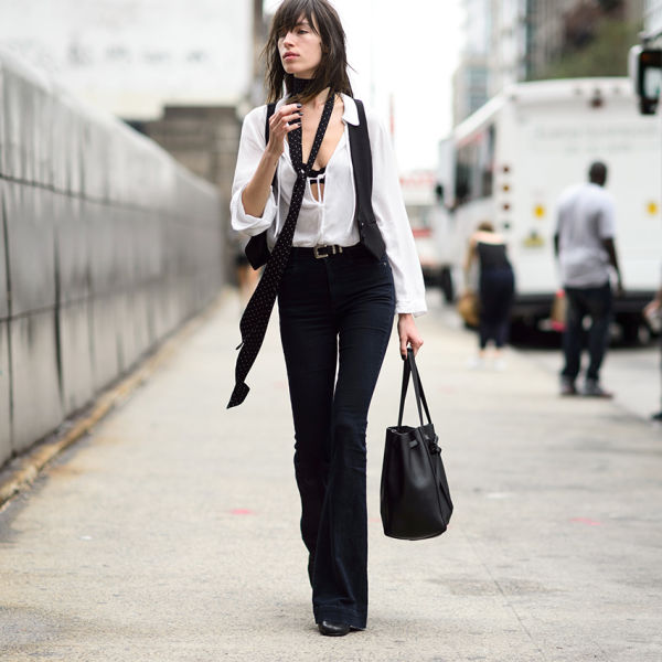 the skinny scarf trend