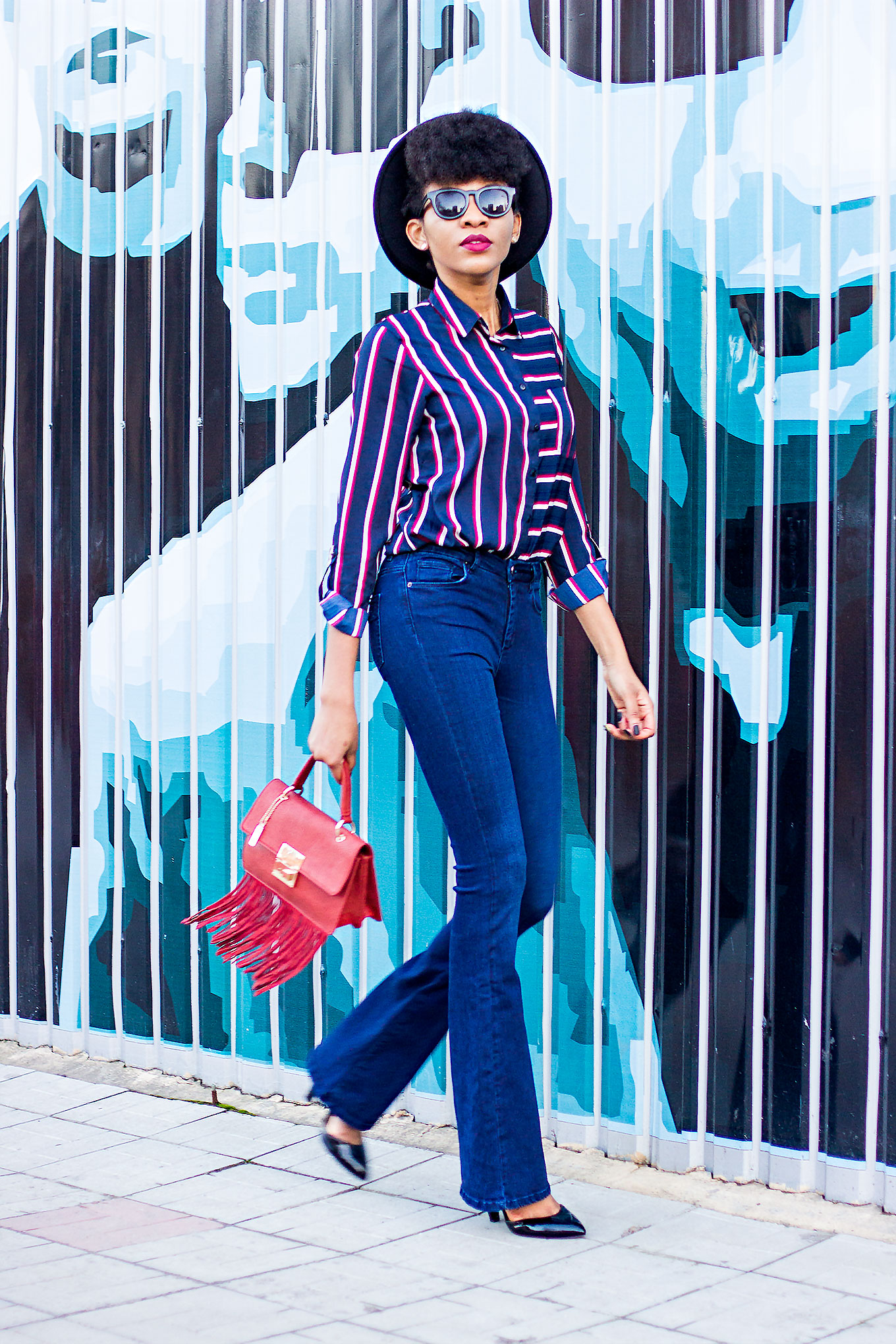 Flare jeans fashion outfit