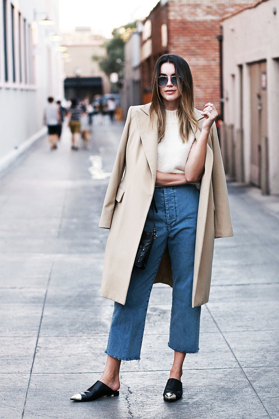 How to wear flat mule shoes on jeans