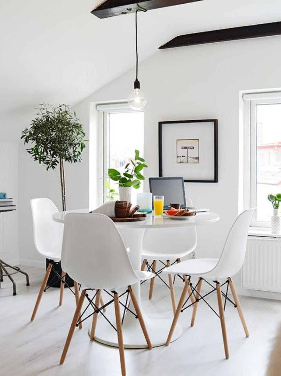 white mini dinning table decor idea