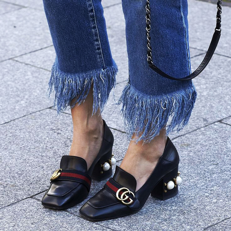 frayed hem jeans trend with gucci mid heels with pearls