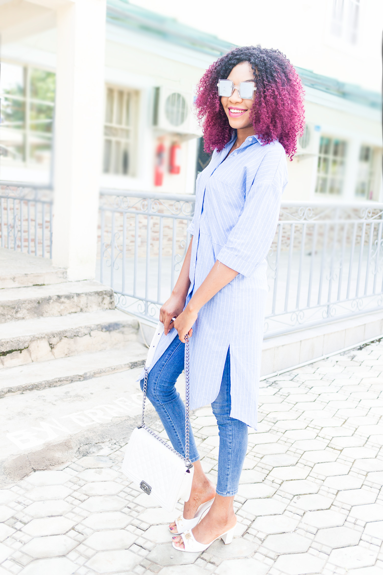 stylish blogger striped shirt outfit