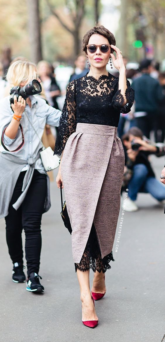 How to wear wrap skirts on dresses for fashion week
