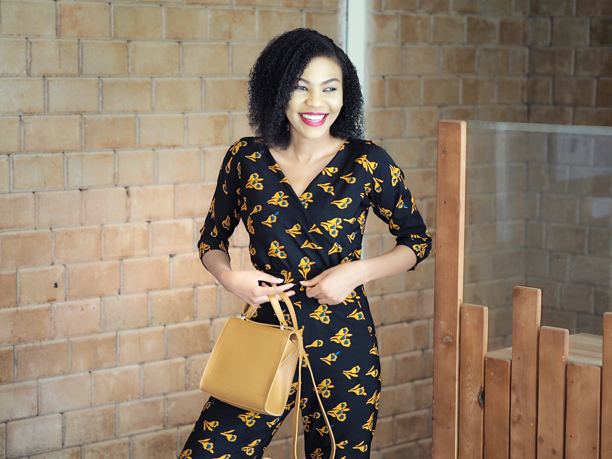 Modavracha Work style jumpsuit outfit 